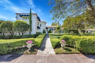 Building Photo - 4504 Alhambra Cir