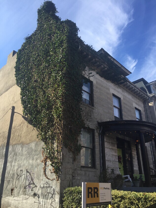 Foto principal - 1013 W. Franklin St