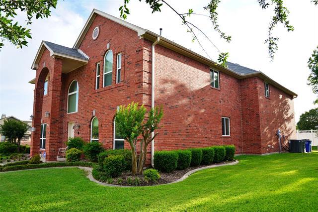 Building Photo - 1001 Meadow Creek Dr