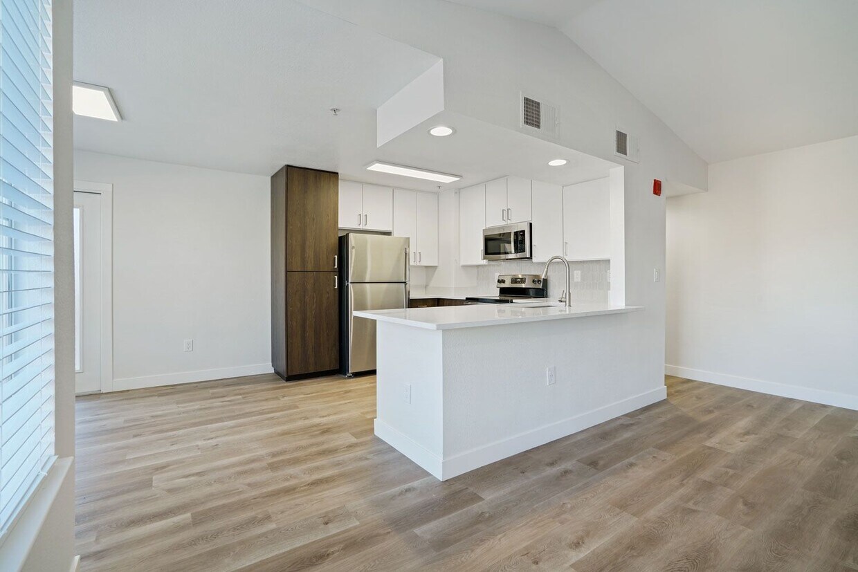 Irongate Apartments in Sacramento, CA