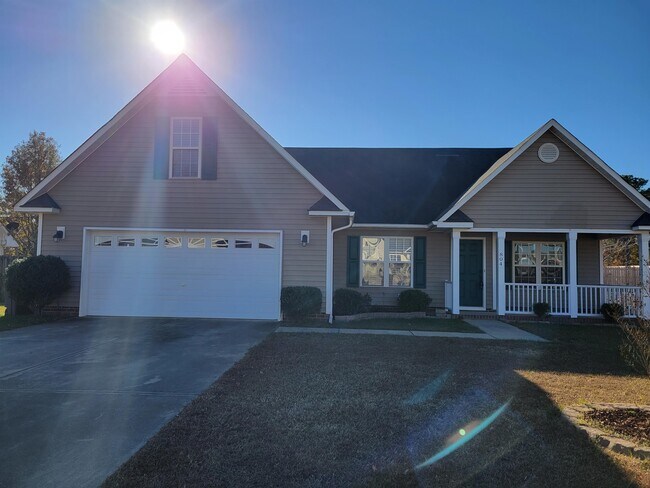 Building Photo - 804 Coathill St