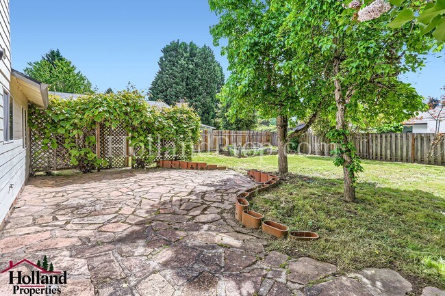 Foto del edificio - Awesome 3 Bed 2.5 Bath Aloha/Beaverton Home!