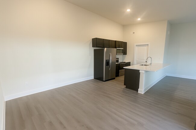 Foto del edificio - 11655/57 Harry Ct