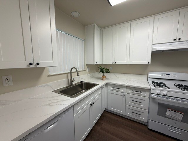 Building Photo - 2201 San Lucas Ct