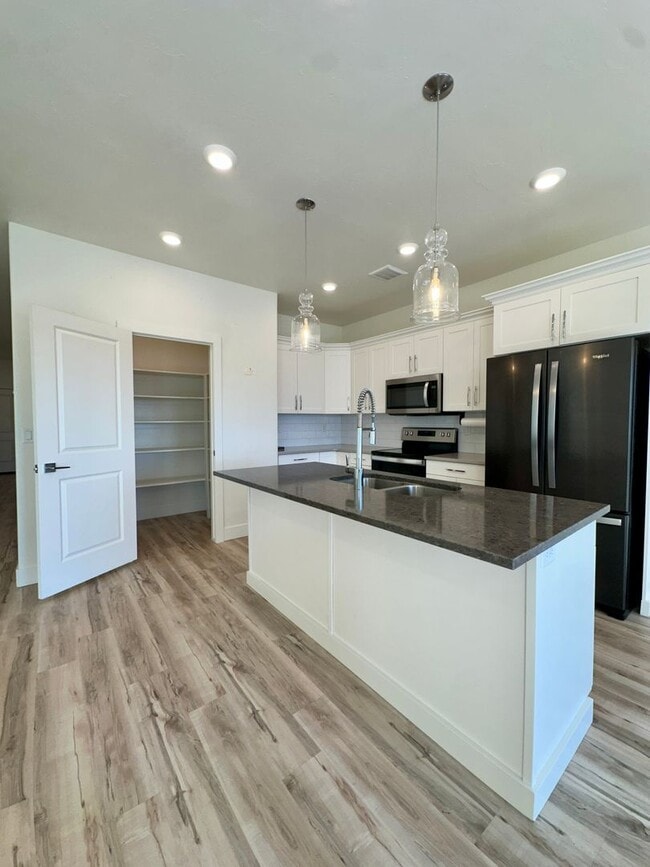 Foto del edificio - Beautiful Summerfield Home for RENT!!