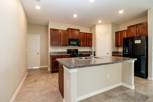 Foto del edificio - 6724 Trent Creek Dr