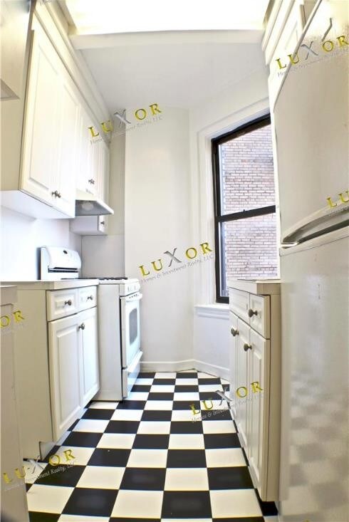 Building Photo - 201 West 77th Street