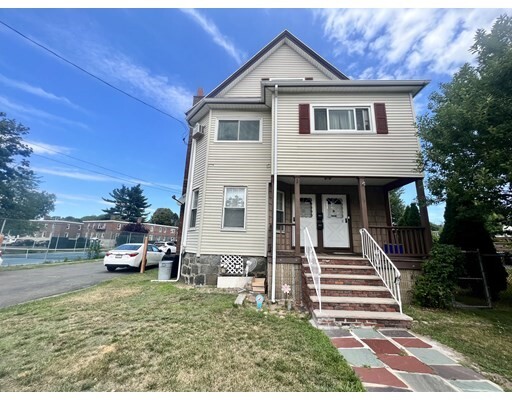 Primary Photo - 101 Wyllis Ave