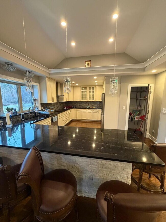 Foto del edificio - 4N150 Hawthorne Ave