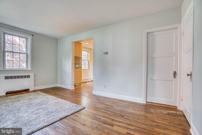 Building Photo - 6107 Maylane Dr