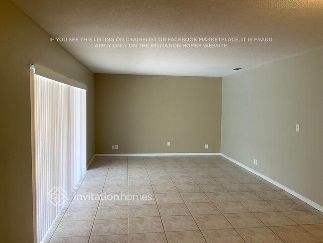 Building Photo - 4030 NW 103rd Dr