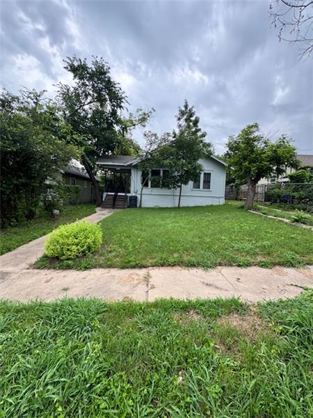 Foto del edificio - 1532 McKenzie Ave