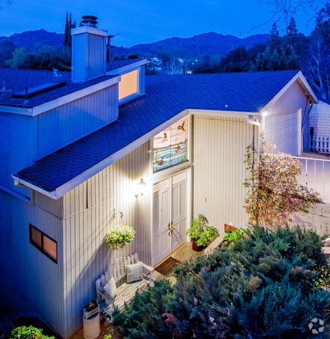 Building Photo - 2781 Mira Vista Dr