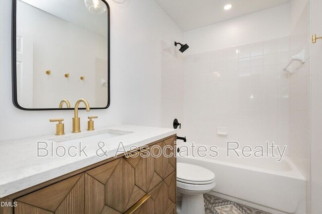 Foto del edificio - 100 Kirkeenan Cir