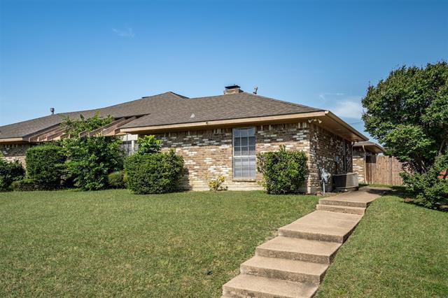 Foto del edificio - 2223 Woodcreek St