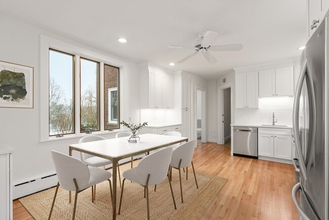 Building Photo - 108 Lake Ave