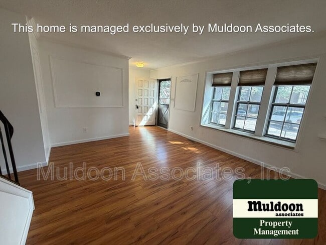 Foto del edificio - 1923 N Academy Blvd