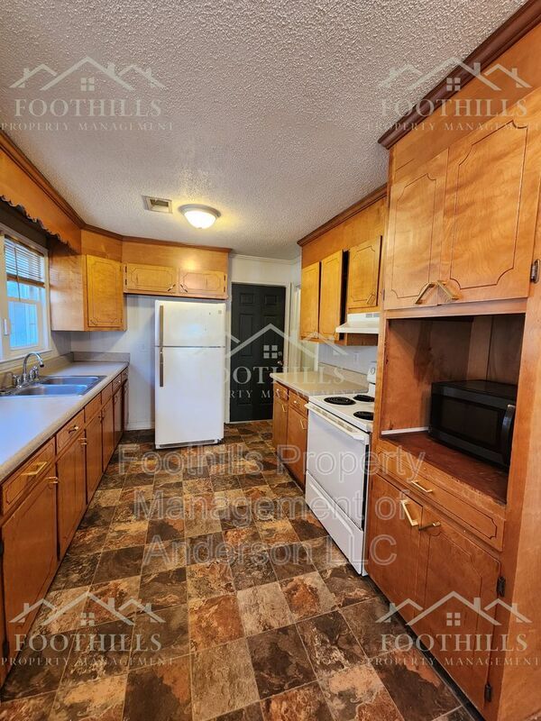 Foto del edificio - 1917 Inman Dr