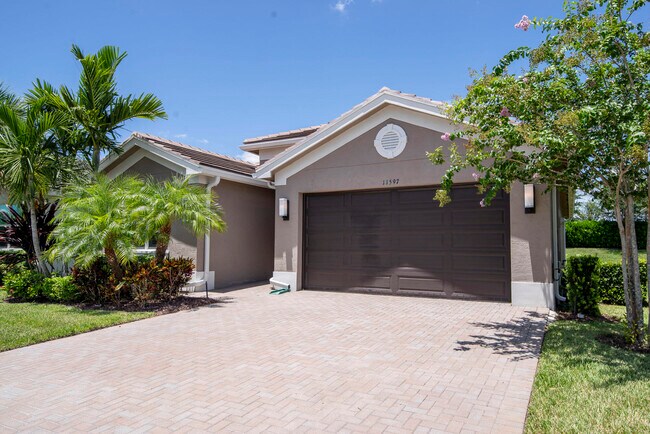 Foto del edificio - 11597 SW Hawkins Terrace