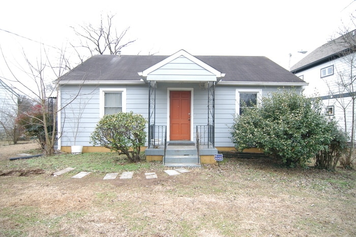 Primary Photo - Adorable Cottage in East Nashville!