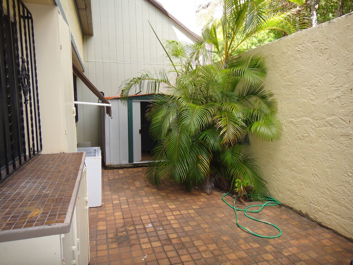 380 Kawaihae St, Honolulu, HI 96825 Townhome Rentals in Honolulu HI