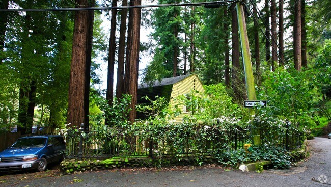 Building Photo - 244 Corte Madera Ave