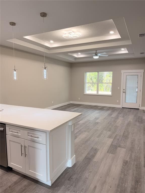 Building Photo - 21 Rosepetal Ln