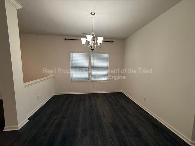 Building Photo - 4670 Wesmar Ct