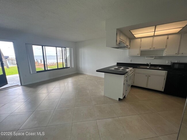 Building Photo - 3100 S Atlantic Ave