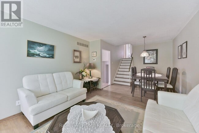 Building Photo - 1728 Pickmere Ct