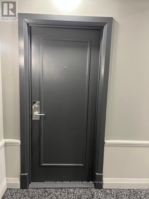 Building Photo - 925 Bay St.