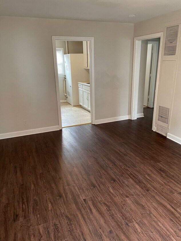Foto principal - 1435 Clark Ave