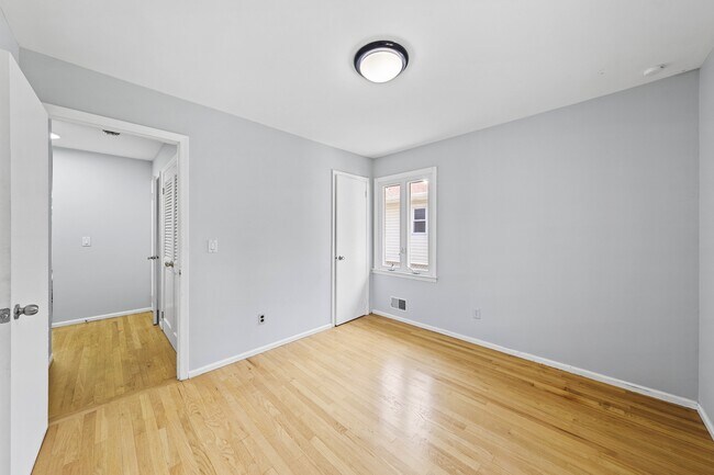 Foto del edificio - 1031 Di Antonio Dr