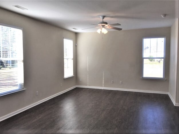 Building Photo - 2967 Newport Pl