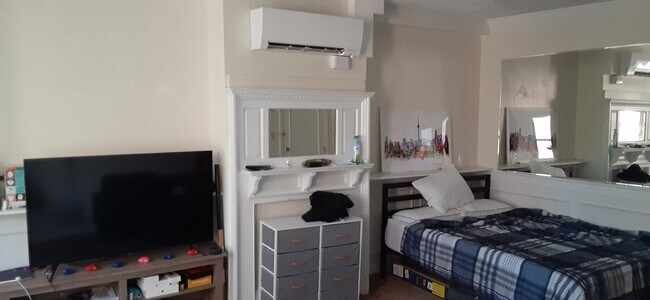 Building Photo - 83 St Botolph St