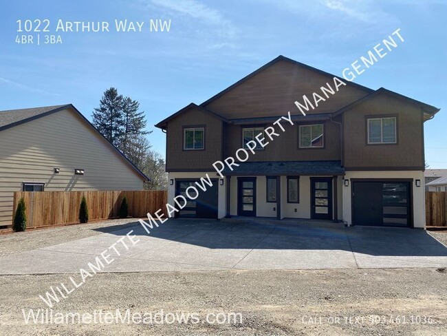 Foto del edificio - 1022 Arthur Way NW