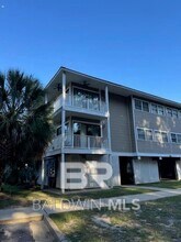 Building Photo - 6 Yacht Club Dr