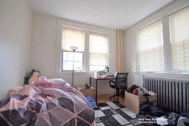 Building Photo - 16 Copenger St