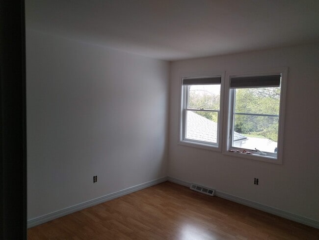 Building Photo - 81 Fairmont Pl