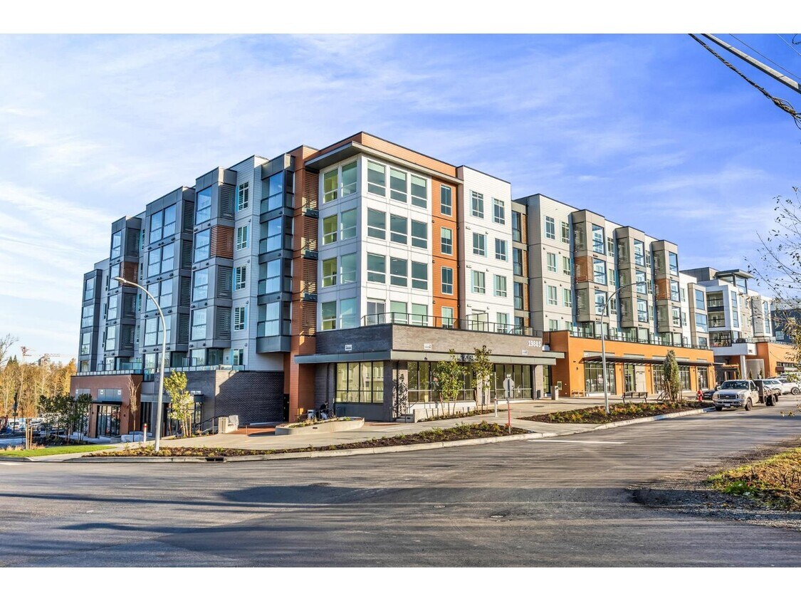 Photo principale - 19885-19876 76 Ave