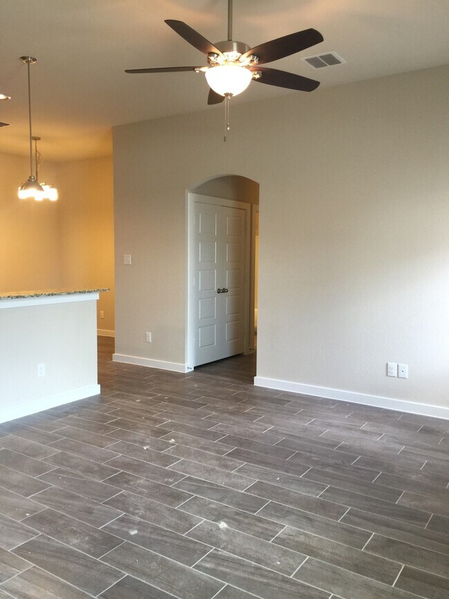 Building Photo - Coming Soon! Luxury 3 Bedroom Duplex at Sk...