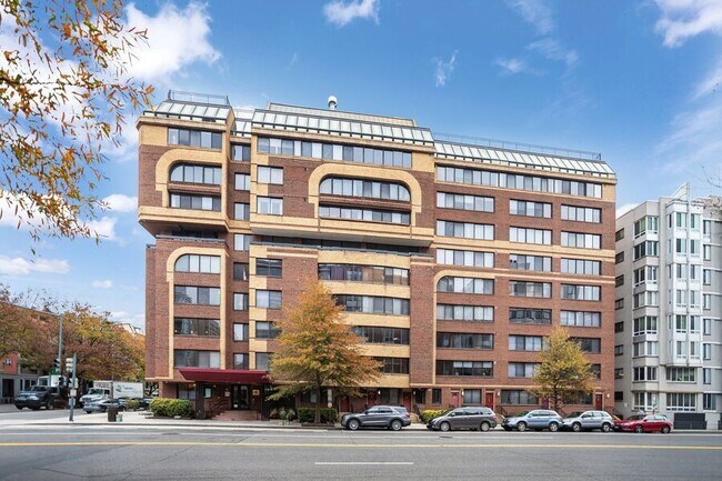 Foto del edificio - 1245 13th St NW