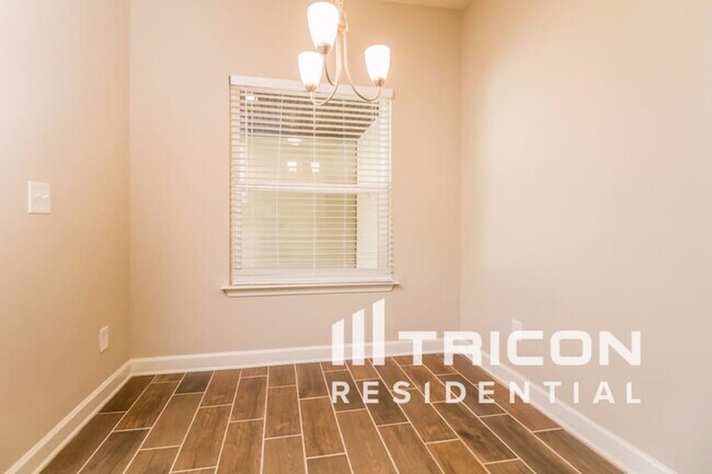 Foto del edificio - 2175 Cason Ln