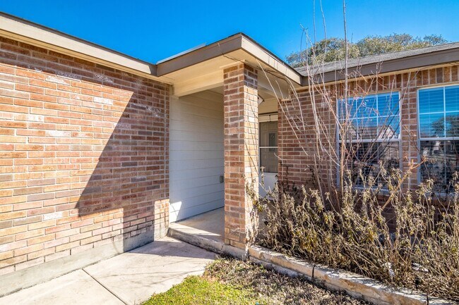 Photo - 20914 Blue Trinity House