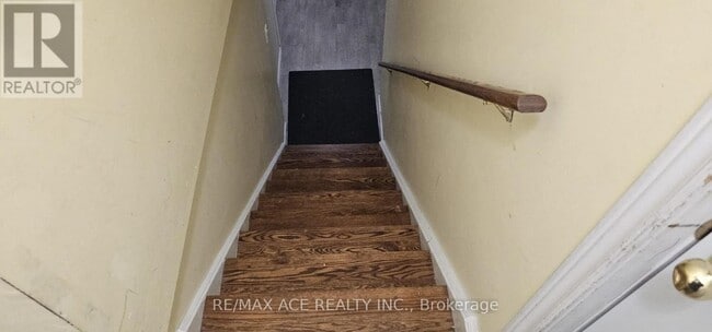 Photo du bâtiment - 14 Kentview Crescent