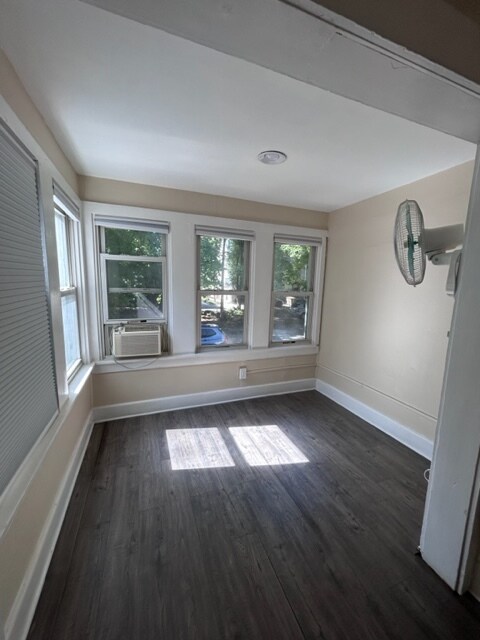 Dormitorio 2 - primer piso - 1126 E Gorham St