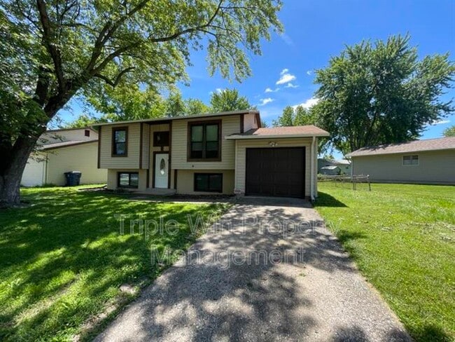 Building Photo - 1464 Monopoly Dr