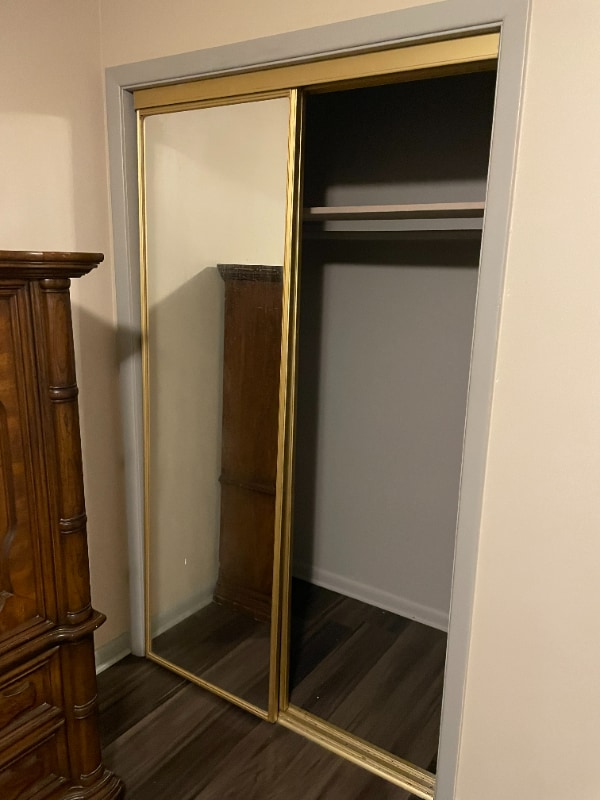 Foto del edificio - 4233 Ridge Rd