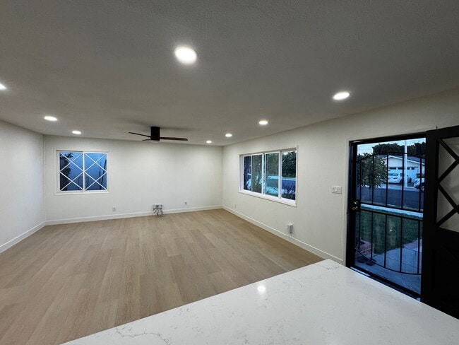 Building Photo - 7021 Betty Dr