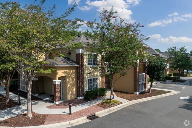 Foto del edificio - Vivo Living Ivy Creek